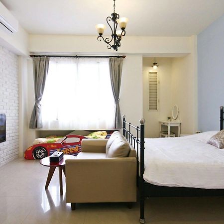 Q House Hotel Nantou Bagian luar foto
