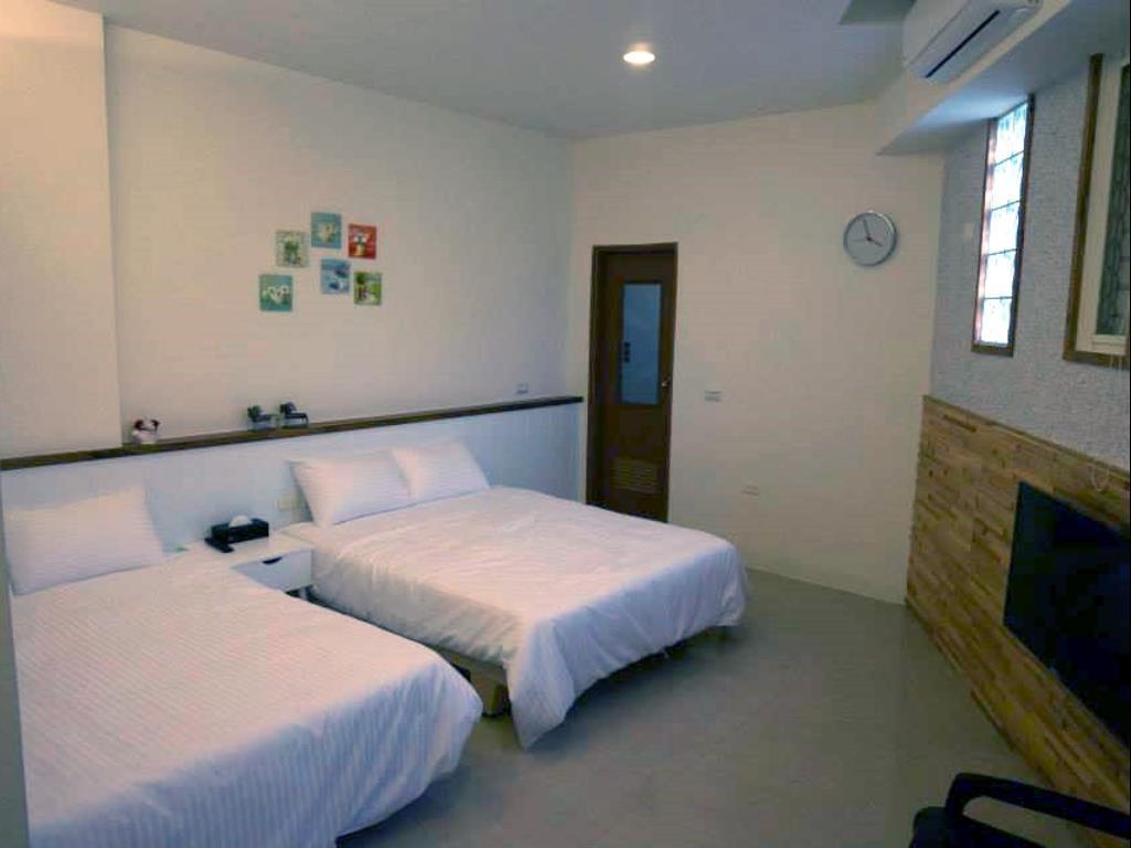 Q House Hotel Nantou Bagian luar foto