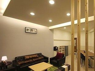Q House Hotel Nantou Bagian luar foto